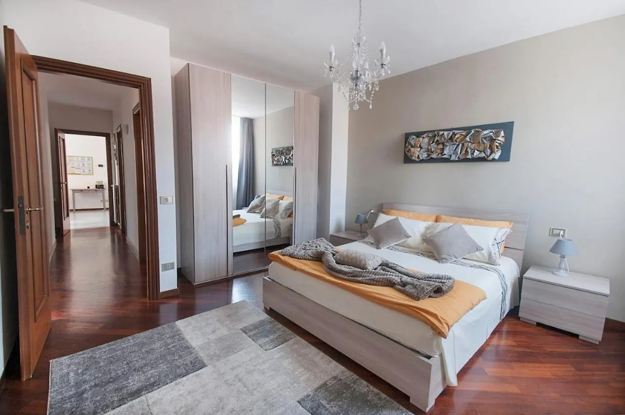 Casa Regina Lägenhet Salò