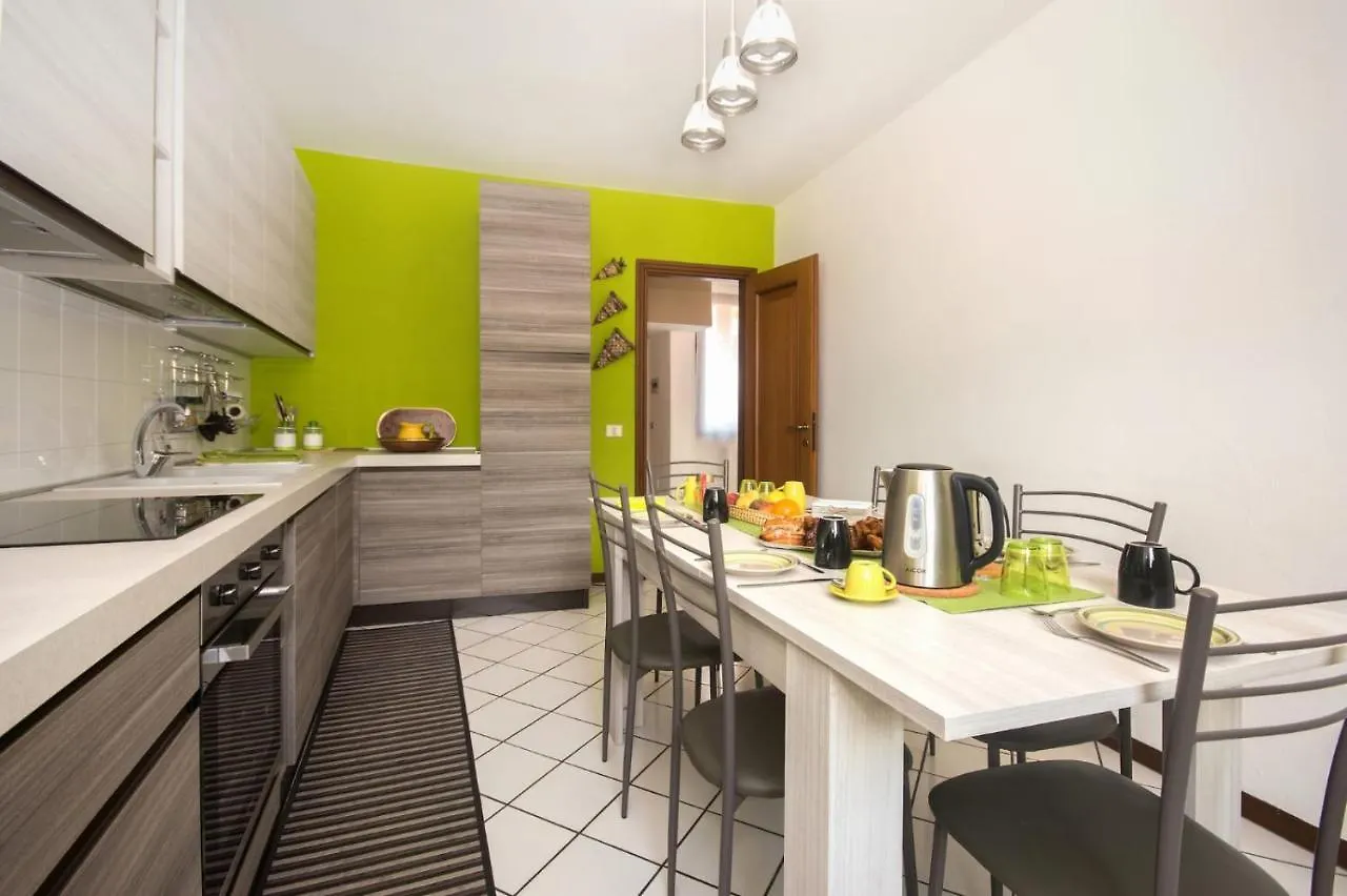 Apartmán Casa Regina Salò 0*,  Itálie